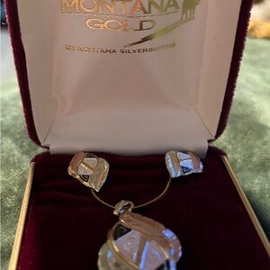 Montana Silversmiths Gold and Silver Necklace Set